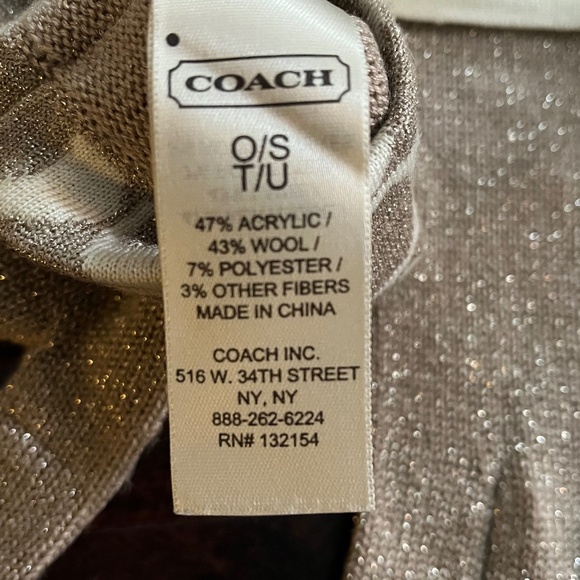 Coach Signature Logo Metallic Knit Gloves, One Size NWOT - Picture 5 of 5
